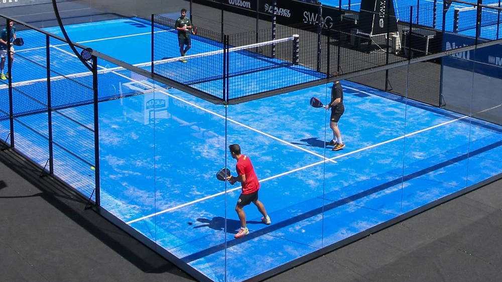Precauciones para la instalación de pistas de pádel