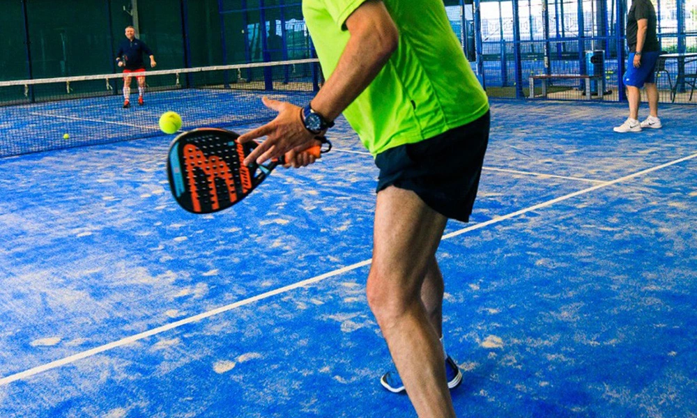 Is it difficult to learn padel?