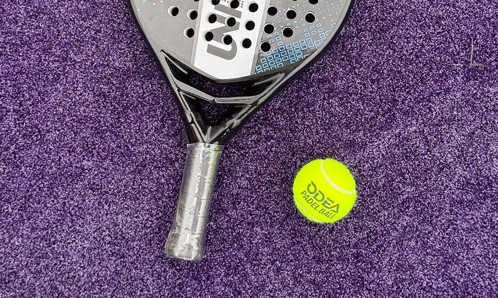 Qu'est-ce qu'un terrain de padel? Quels sont ses types?