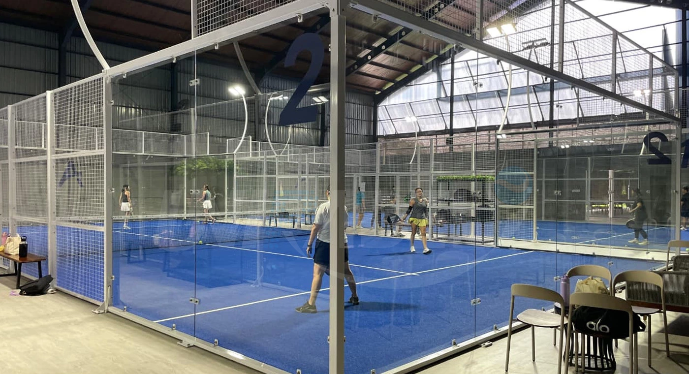 Спортивный центр Padel Courts в Джакарте, Индонезия