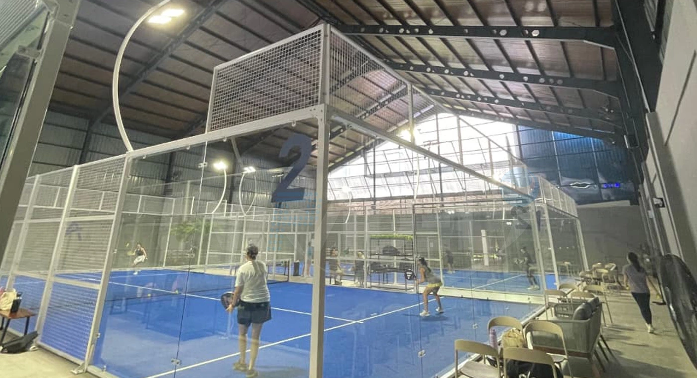Спортивный центр Padel Courts в Джакарте, Индонезия