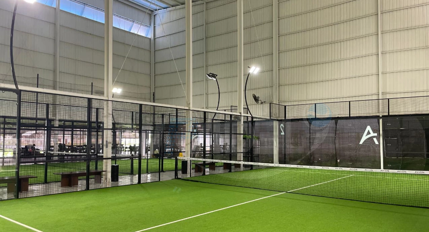 Спортивный центр Padel Courts в Джакарте, Индонезия