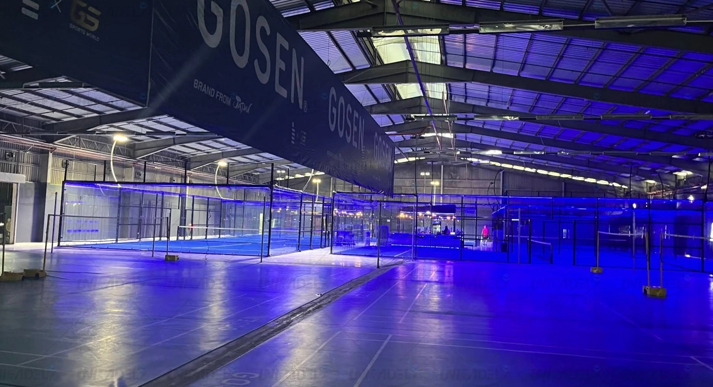 Club de padel en salle à Johor Bahru, Malaisie