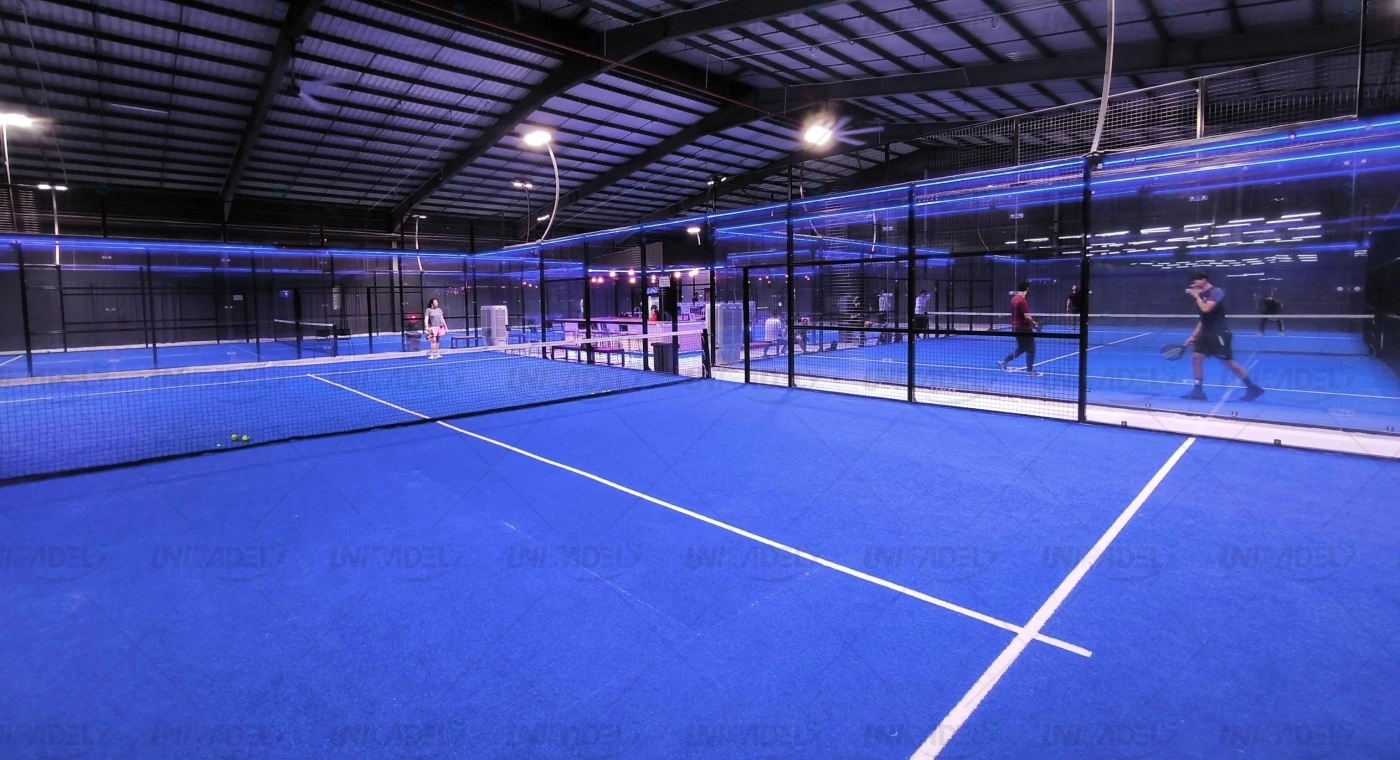 Club de padel en salle à Johor Bahru, Malaisie