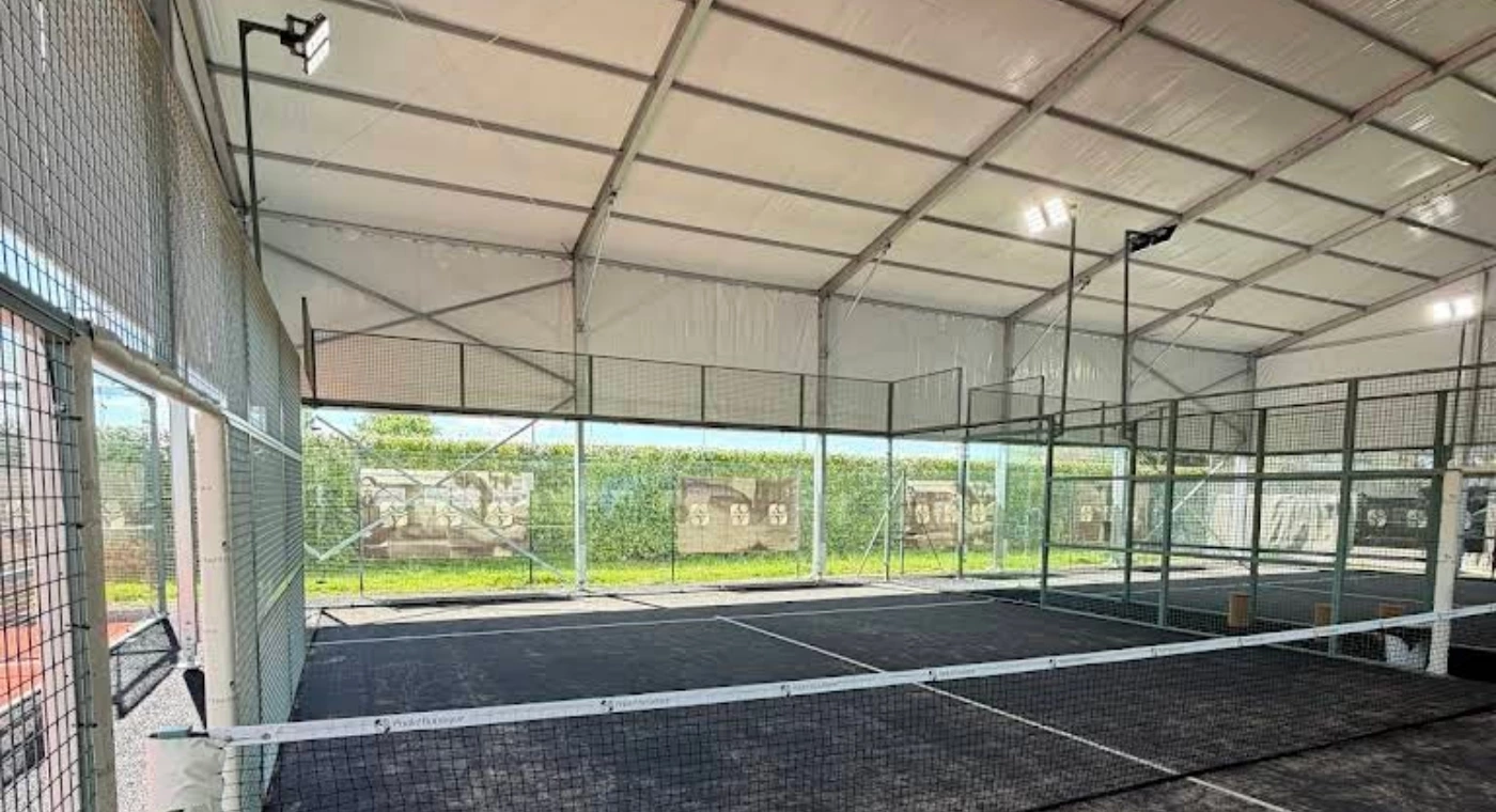 Club de pádel en Stanwell, Reino Unido