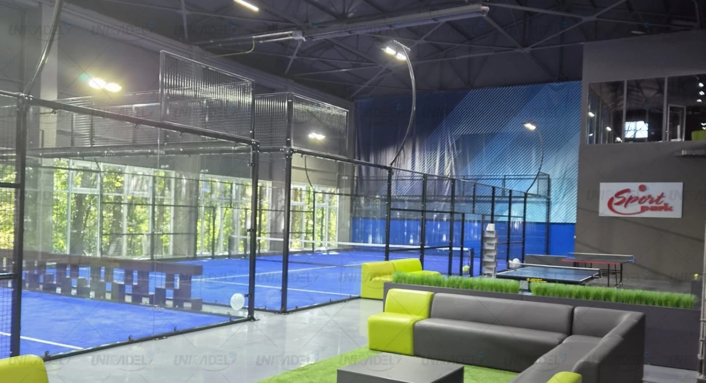 Terrains de padel intérieurs à Chișinău, Moldavie