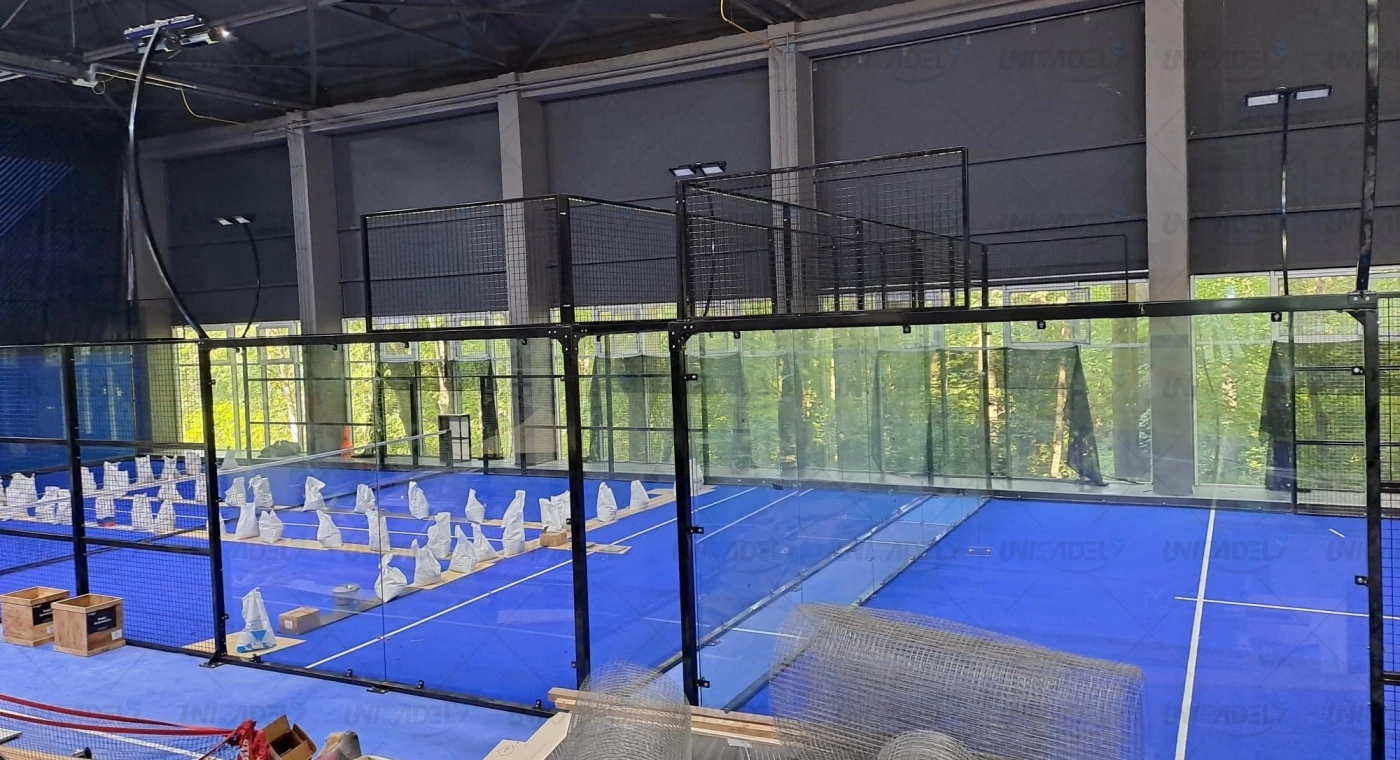 Terrains de padel intérieurs à Chișinău, Moldavie